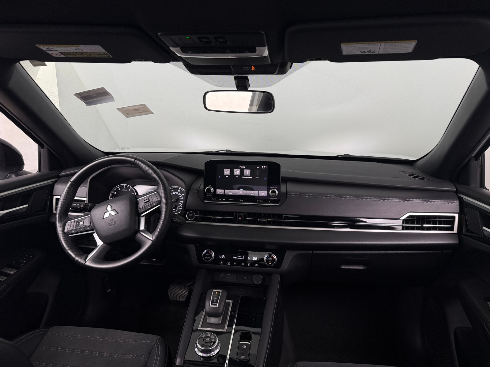 Thumbnail: 2022 Mitsubishi Outlander - 3