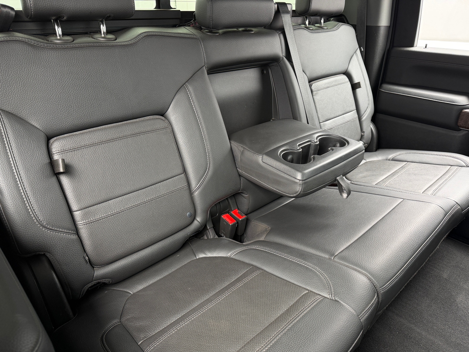 Thumbnail: 2022 GMC Sierra 2500 - 5