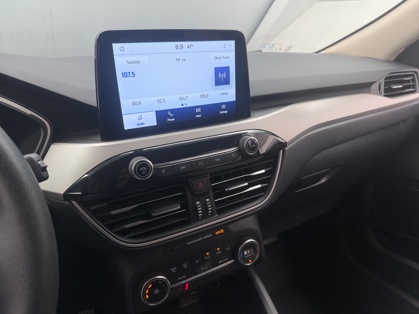 Thumbnail: 2020 Ford Escape - 4