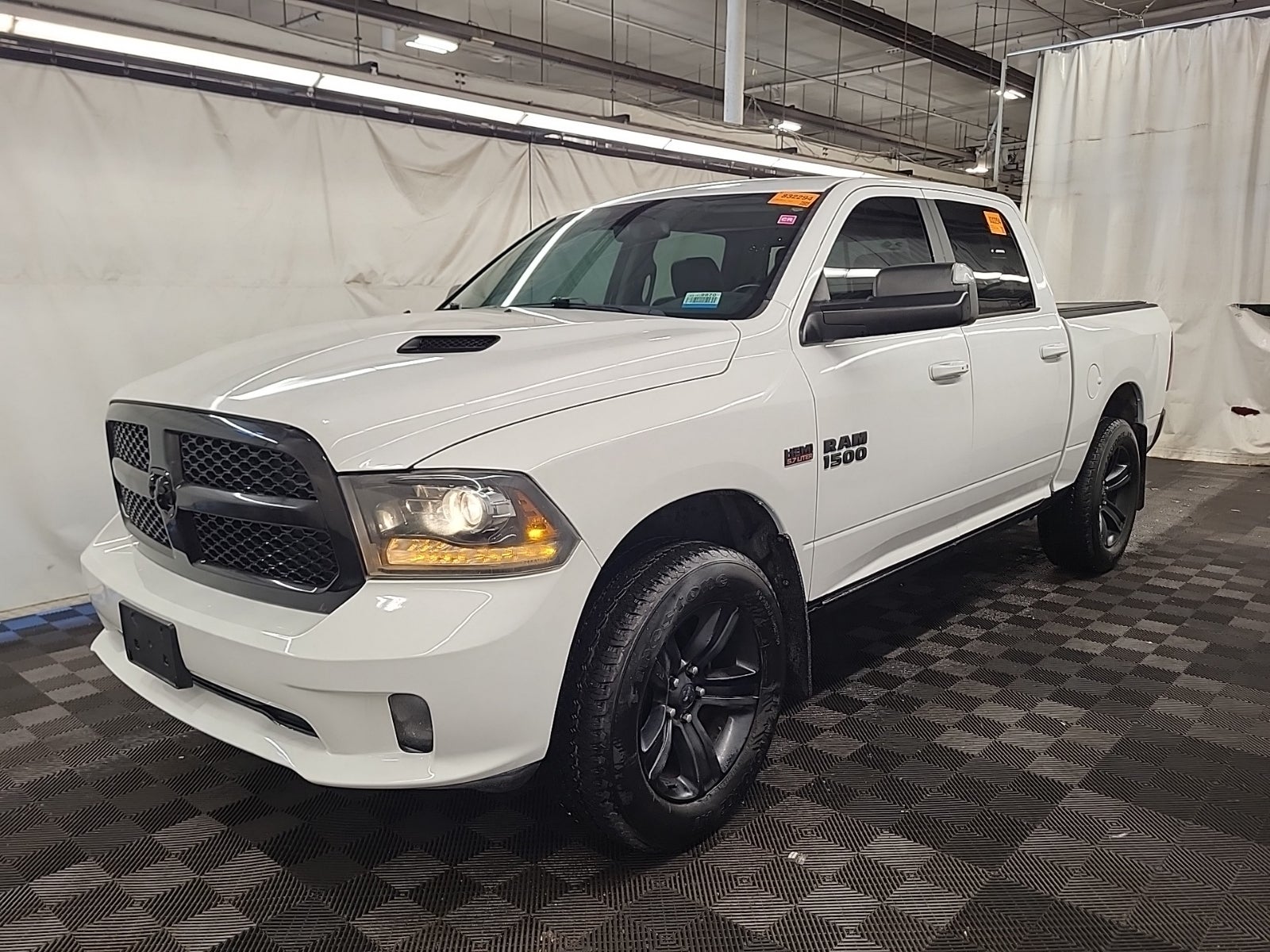 2017 Ram 1500 4WD Crew Cab 140.5" Night