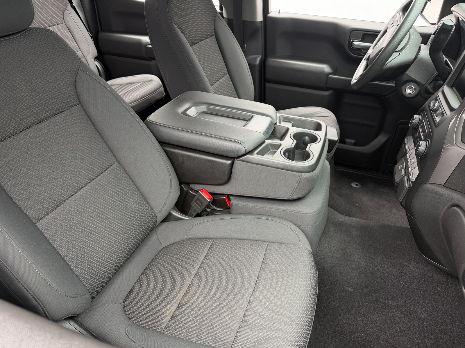 Thumbnail: 2020 Chevrolet Silverado 1500 - 2
