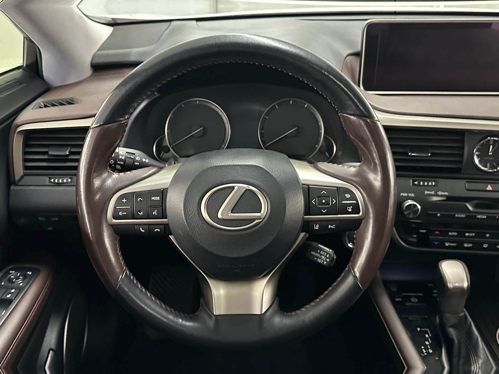 Thumbnail: 2018 Lexus RX - 4