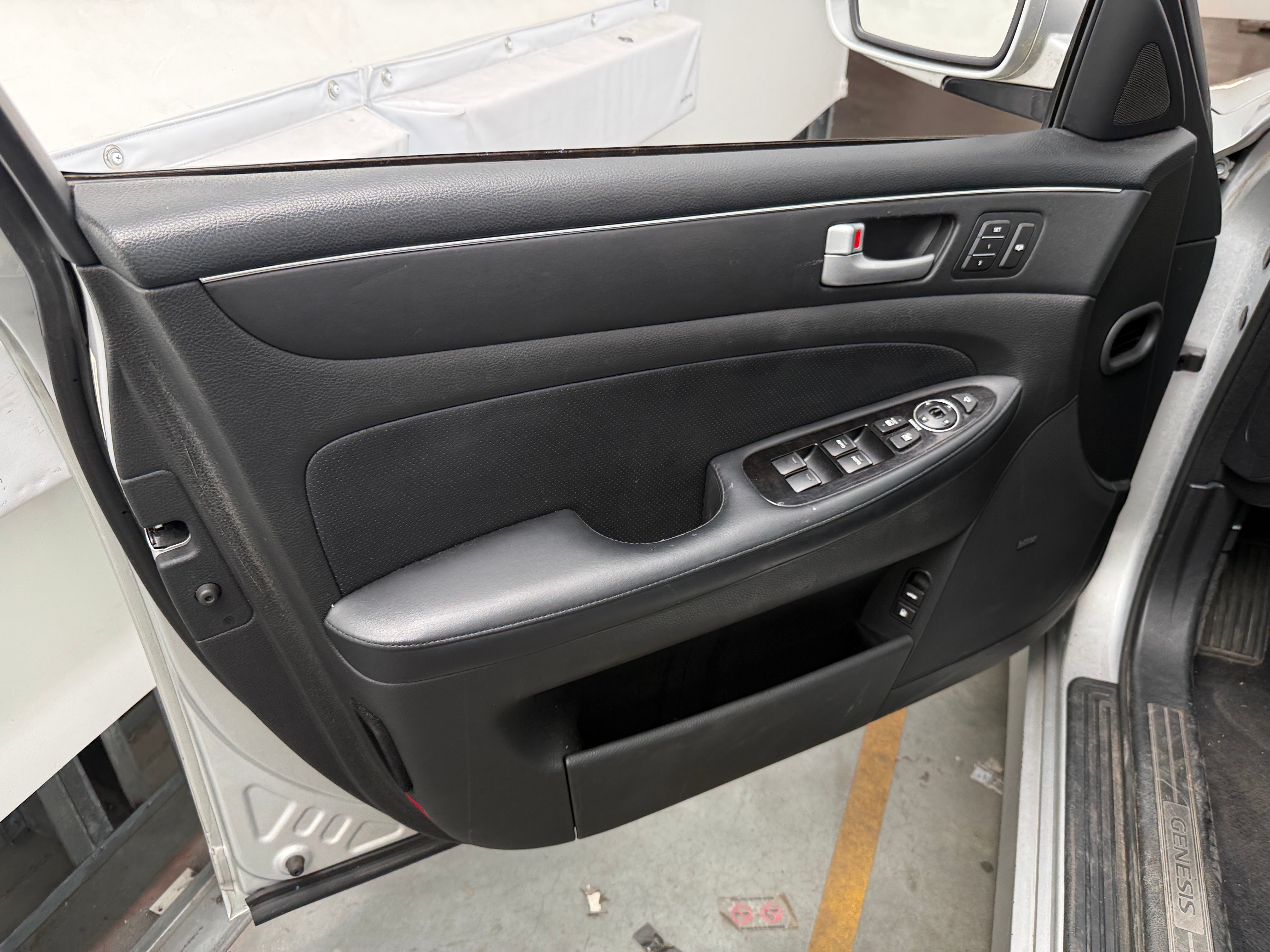 Used 2014 Hyundai Genesis 3.8 with VIN KMHGC4DD6EU263566 for sale in Pewaukee, WI