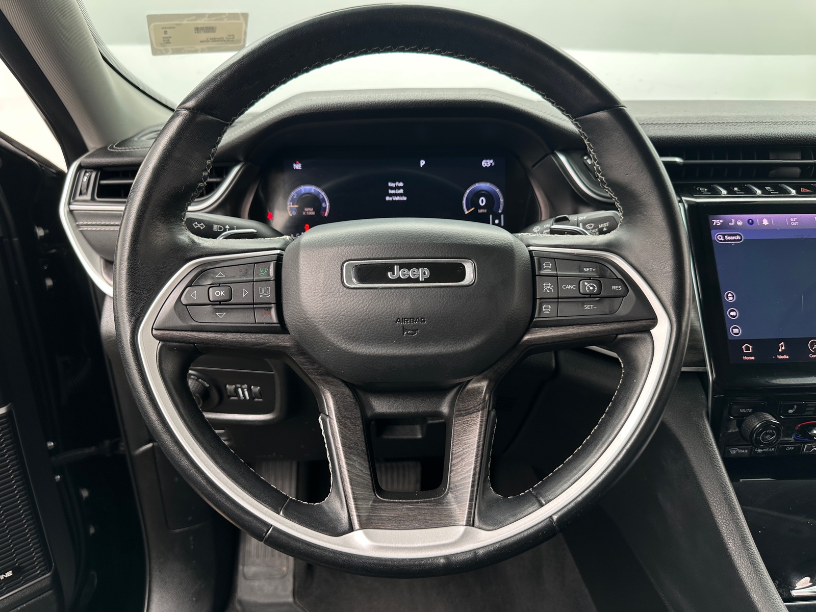 Thumbnail: 2021 Jeep Grand Cherokee L - 4