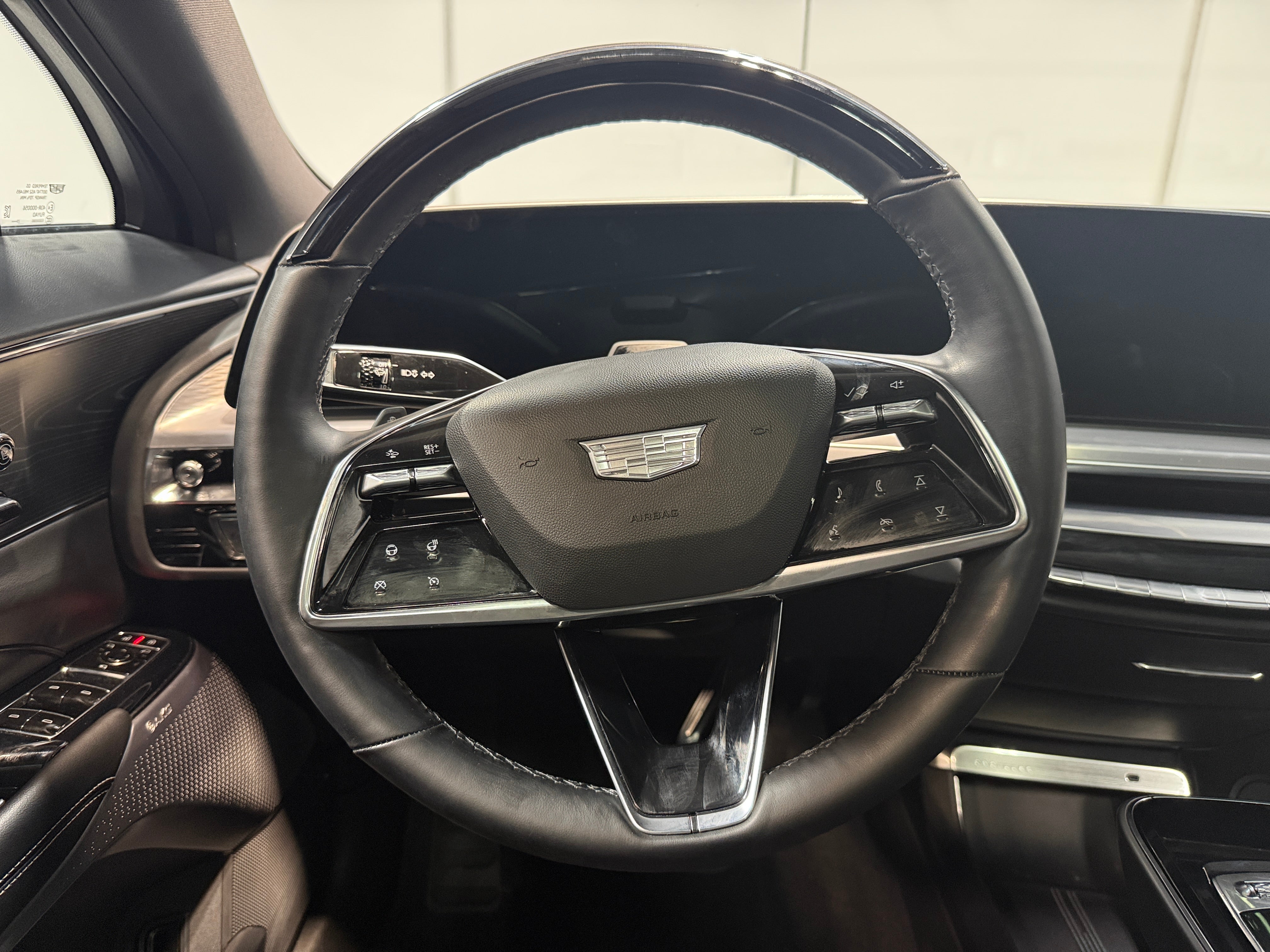 Used 2024 Cadillac LYRIQ Sport 2 with VIN 1GYKPVRK3RZ125986 for sale in Oak Creek, WI
