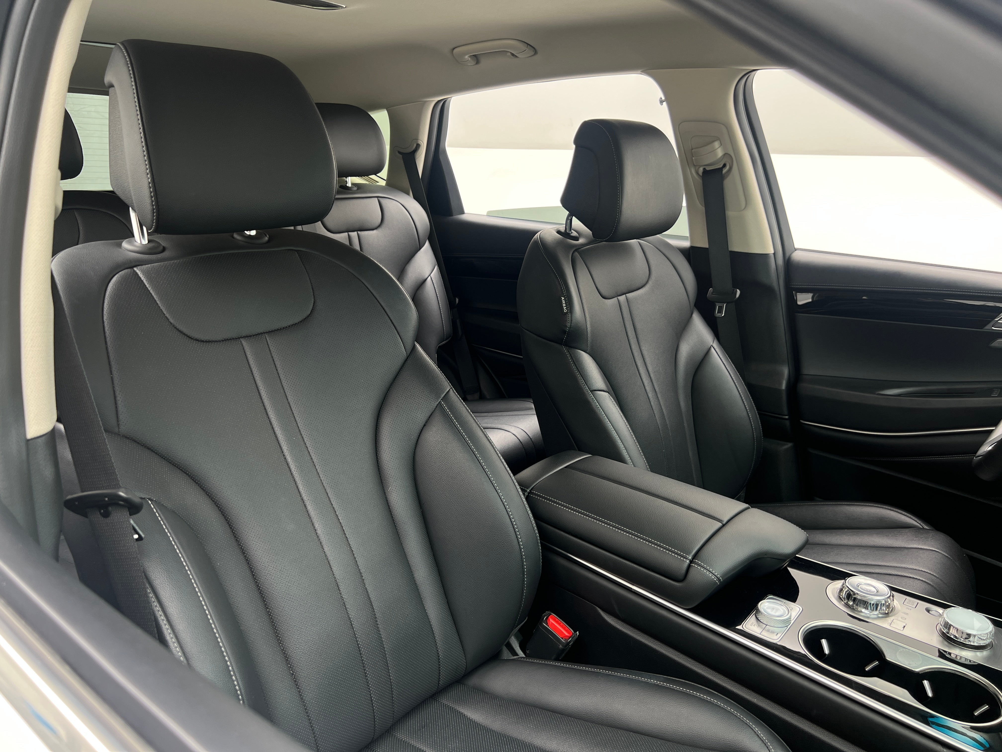 2025 GENESIS GV80