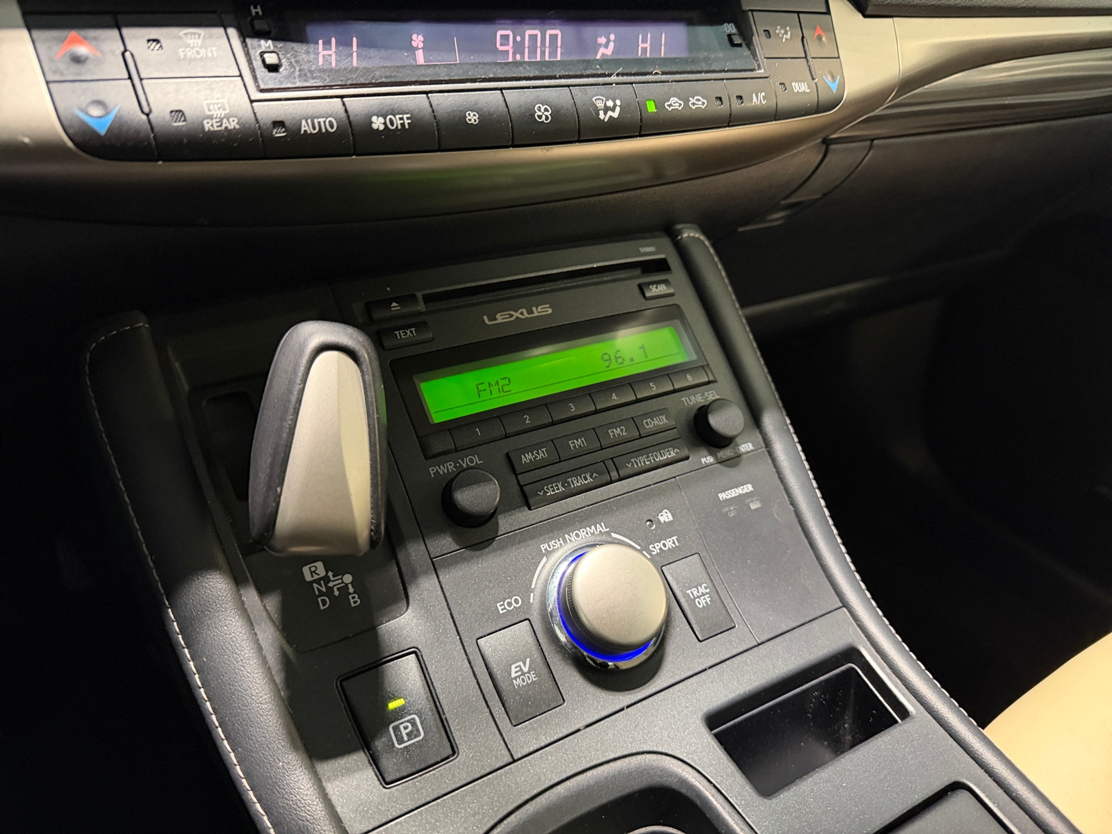 Thumbnail: 2015 Lexus CT - 4