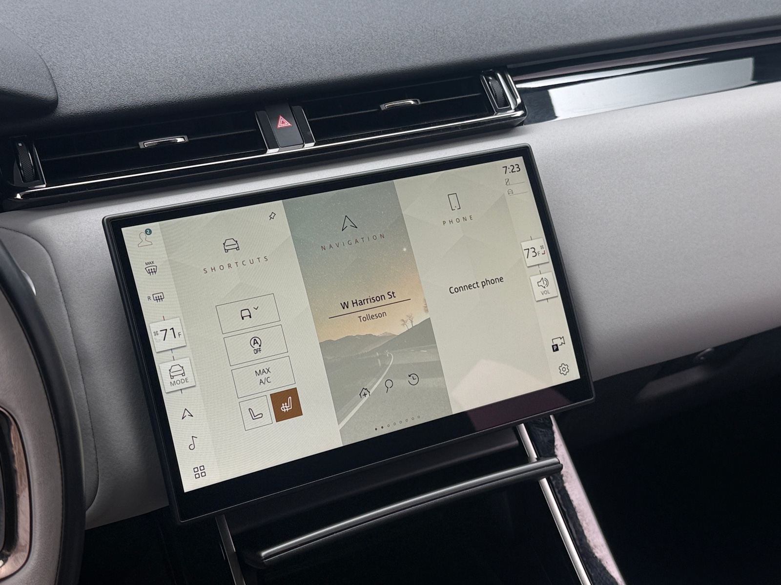 Thumbnail: 2024 Land Rover Range Rover Velar - 4