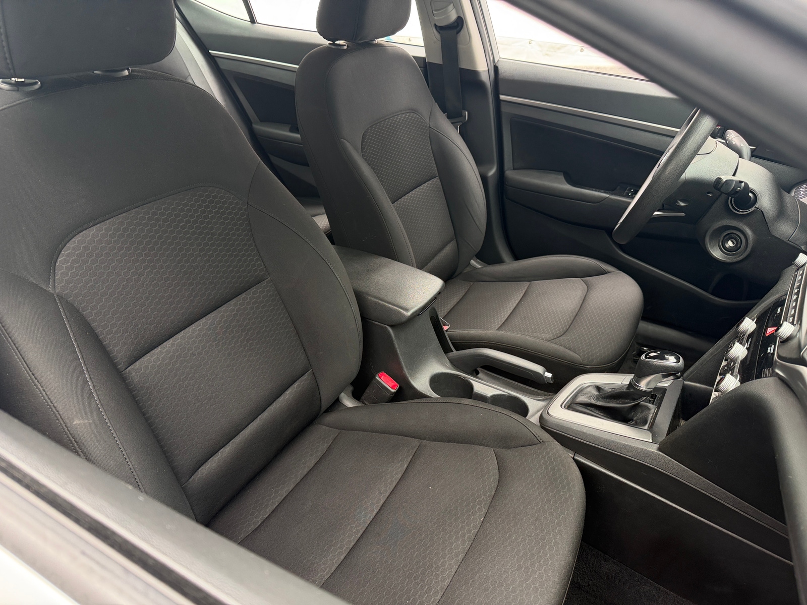 Thumbnail: 2020 Hyundai Elantra - 2