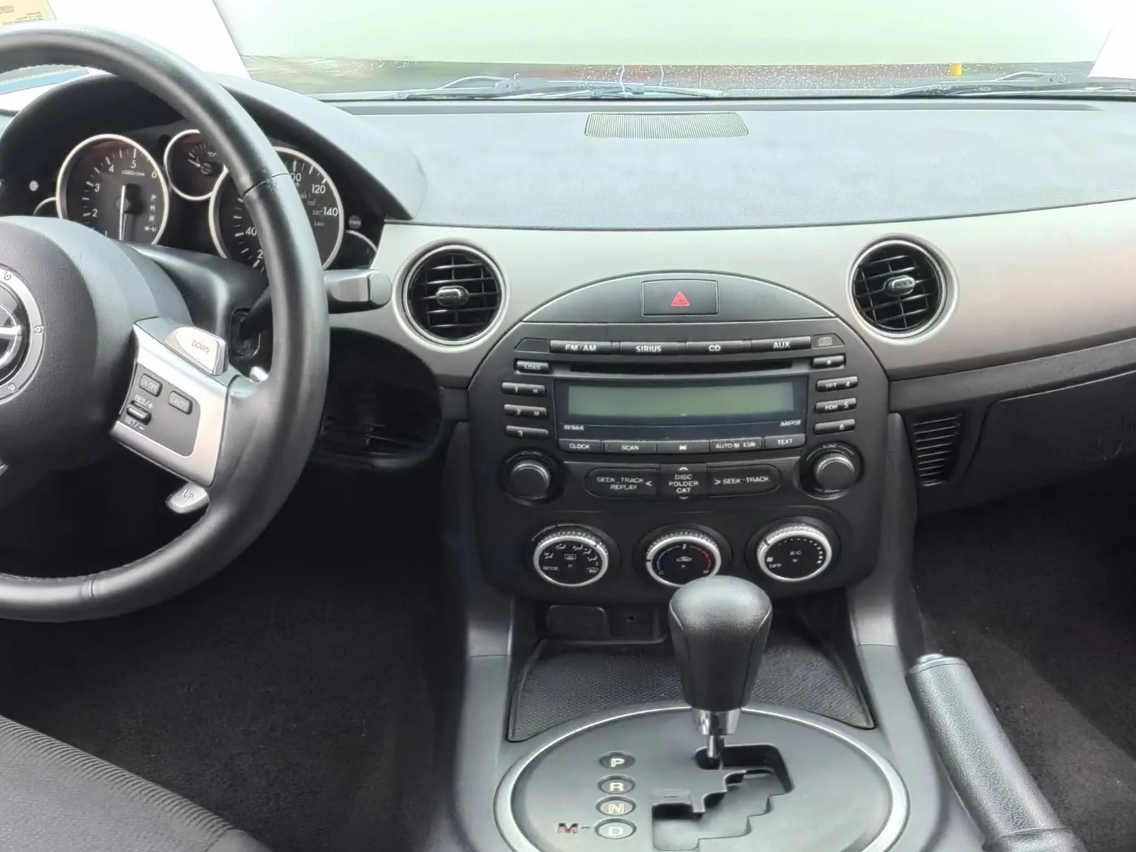 Thumbnail: 2011 Mazda MX-5 Miata - 3