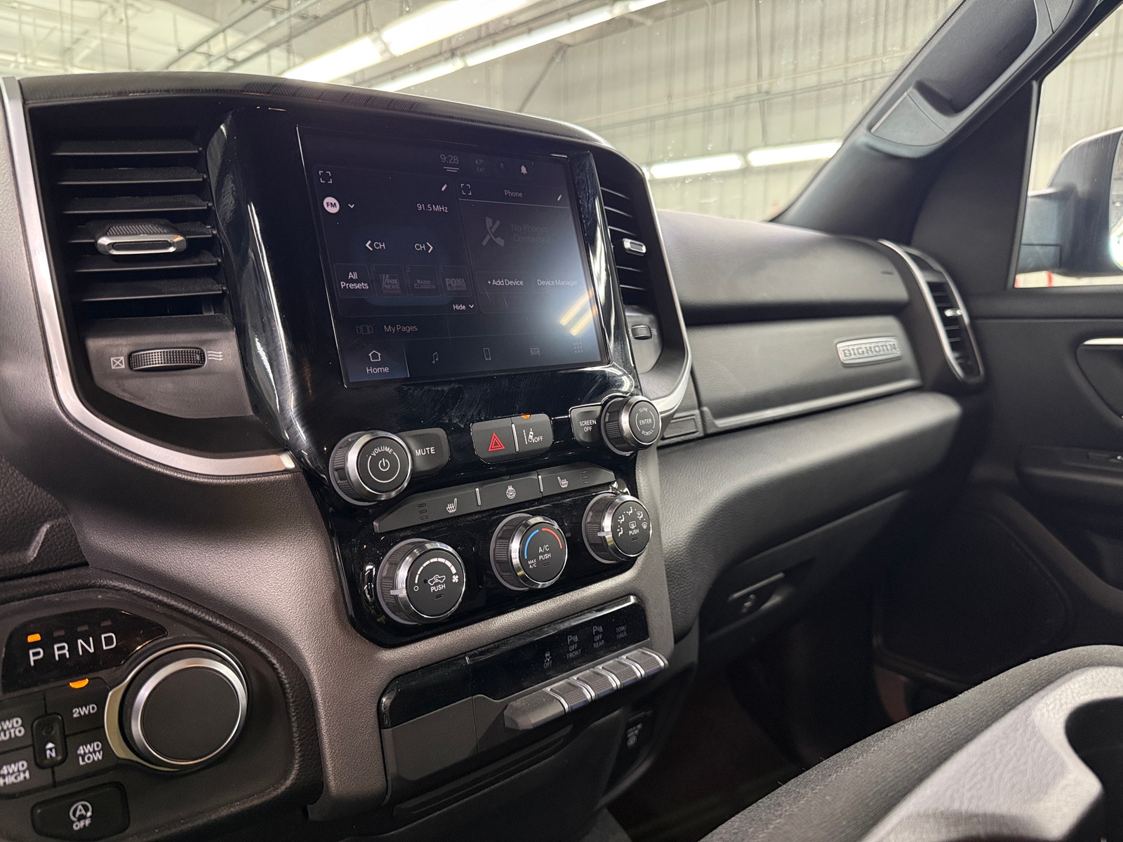 Thumbnail: 2025 RAM 1500 - 4