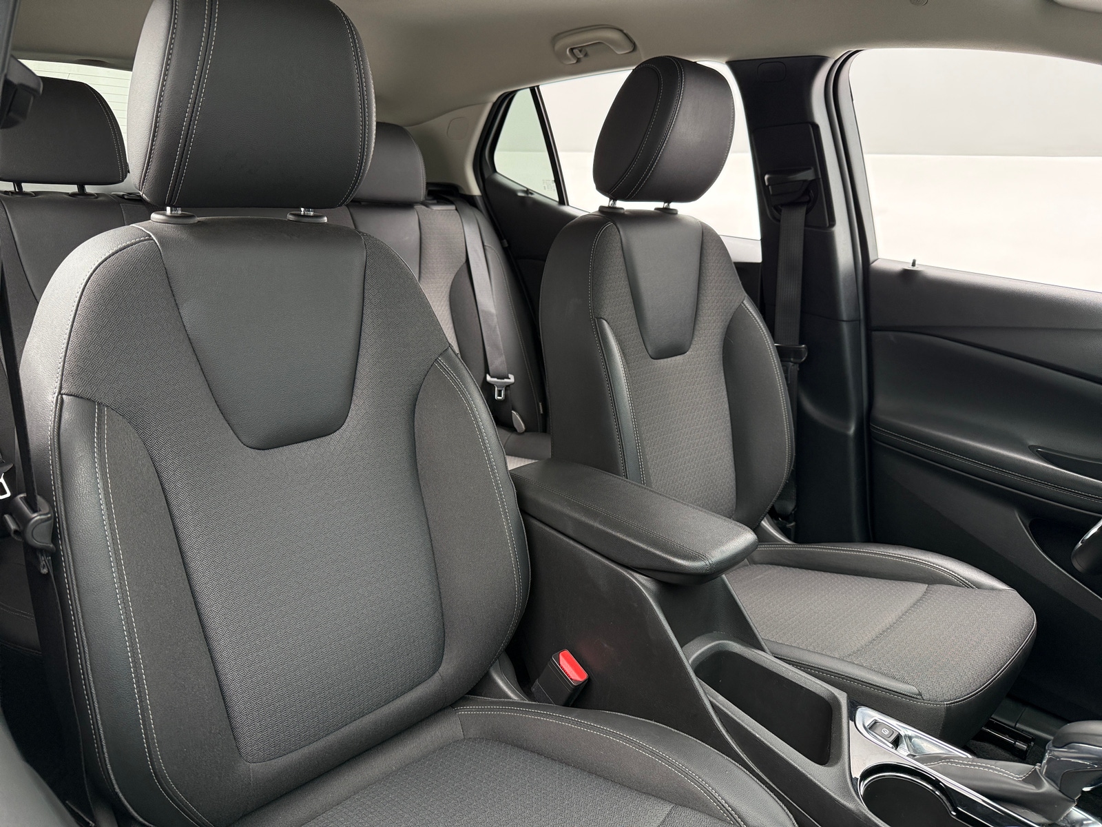 Thumbnail: 2025 Buick Encore GX - 2