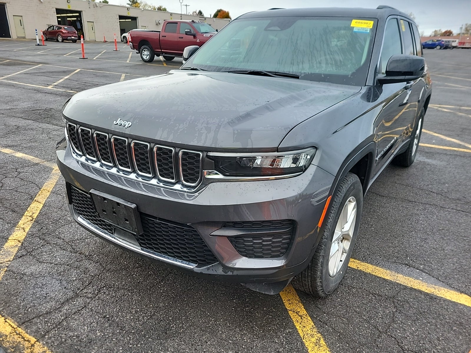 2024 Jeep Grand Cherokee Laredo