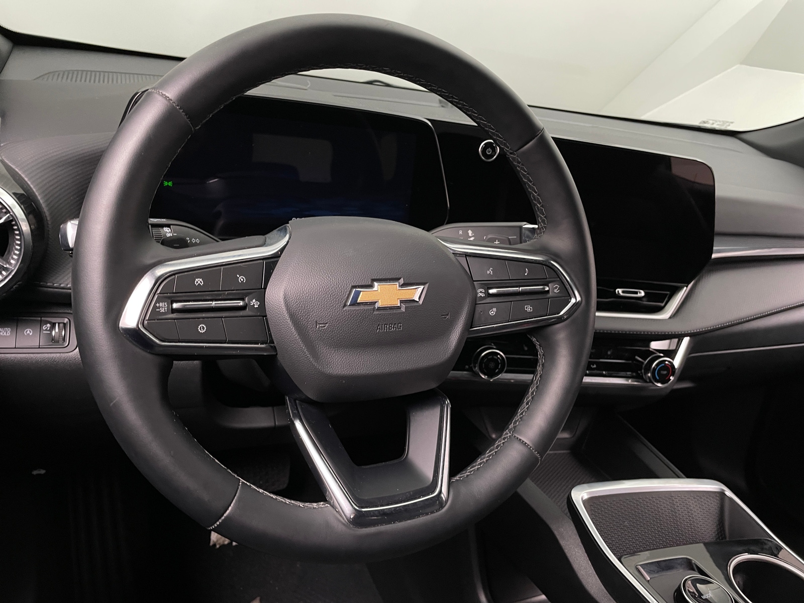 Thumbnail: 2026 Chevrolet Equinox - 5