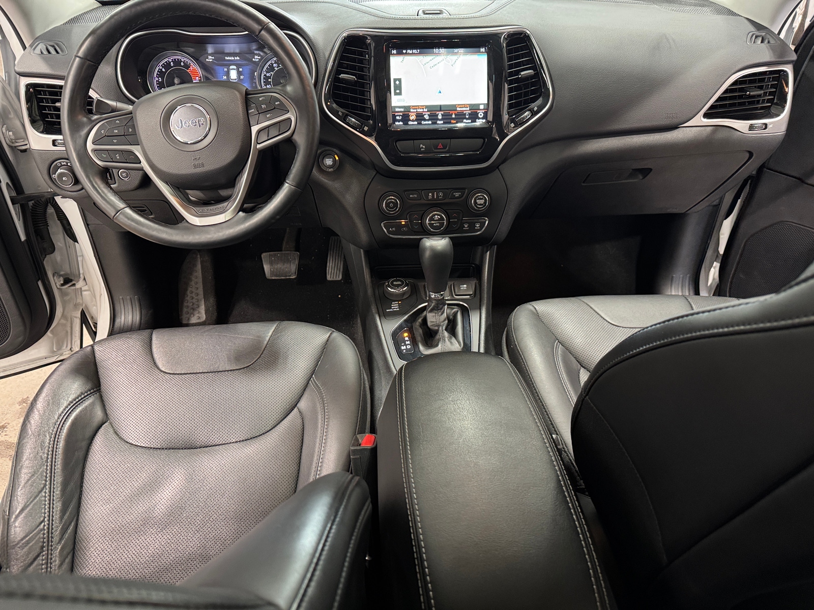 Thumbnail: 2020 Jeep Cherokee - 2