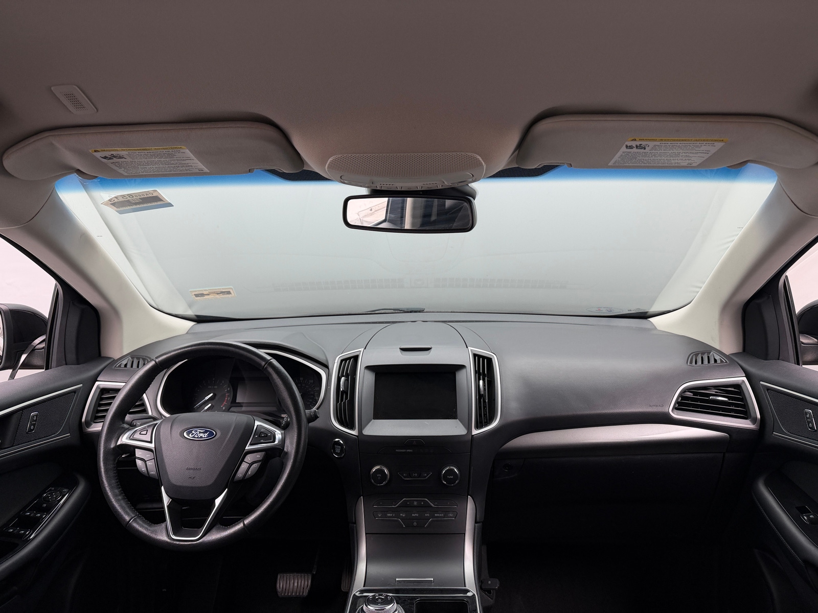 Thumbnail: 2019 Ford Edge - 3