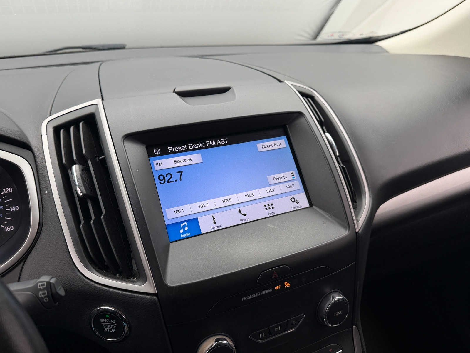 Thumbnail: 2019 Ford Edge - 4