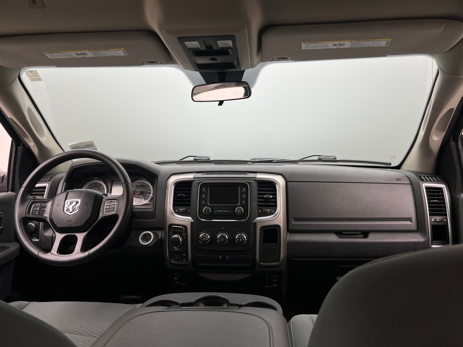 Thumbnail: 2019 RAM 1500 Classic - 3