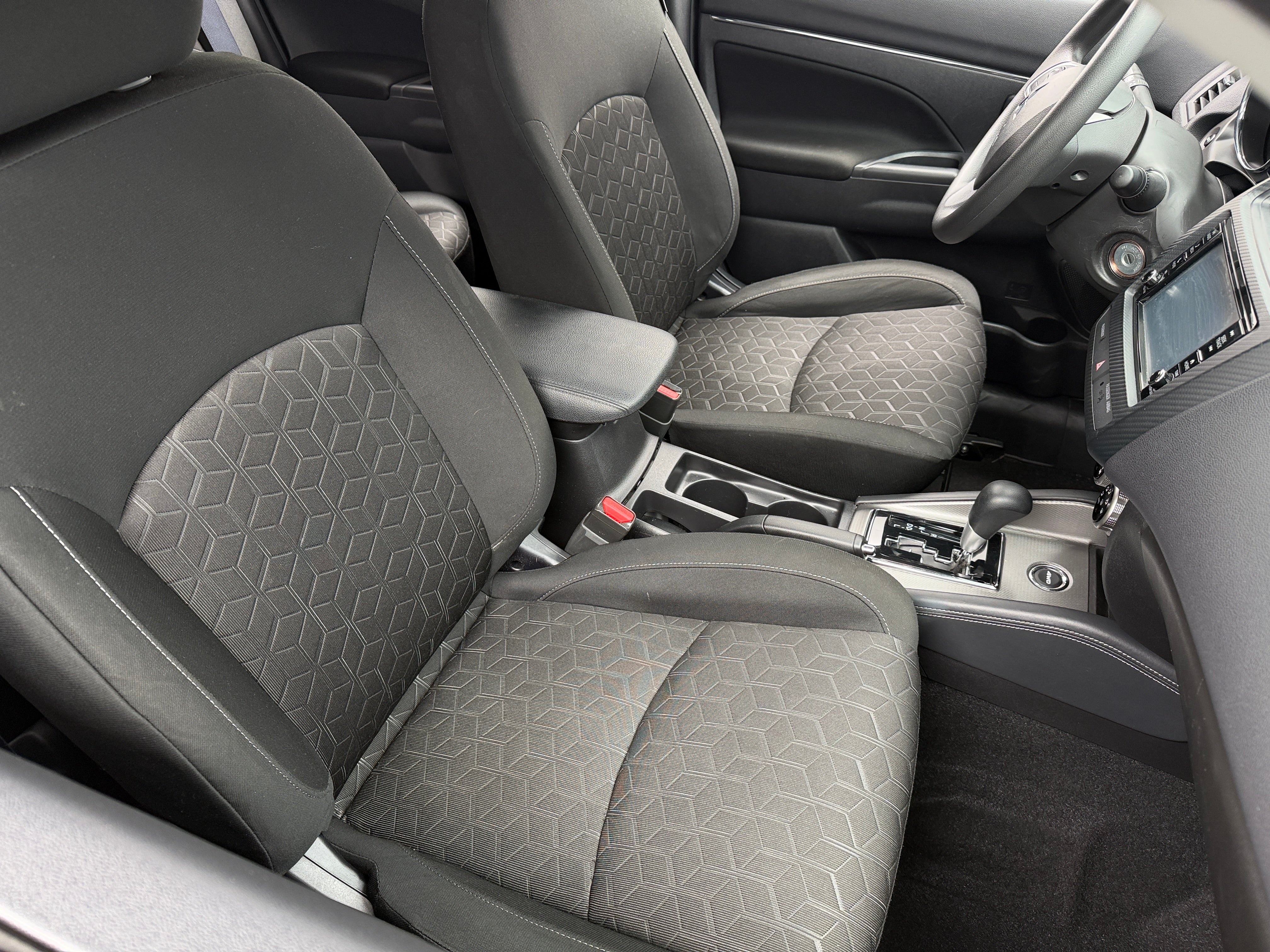 2025 Mitsubishi Outlander Sport ES