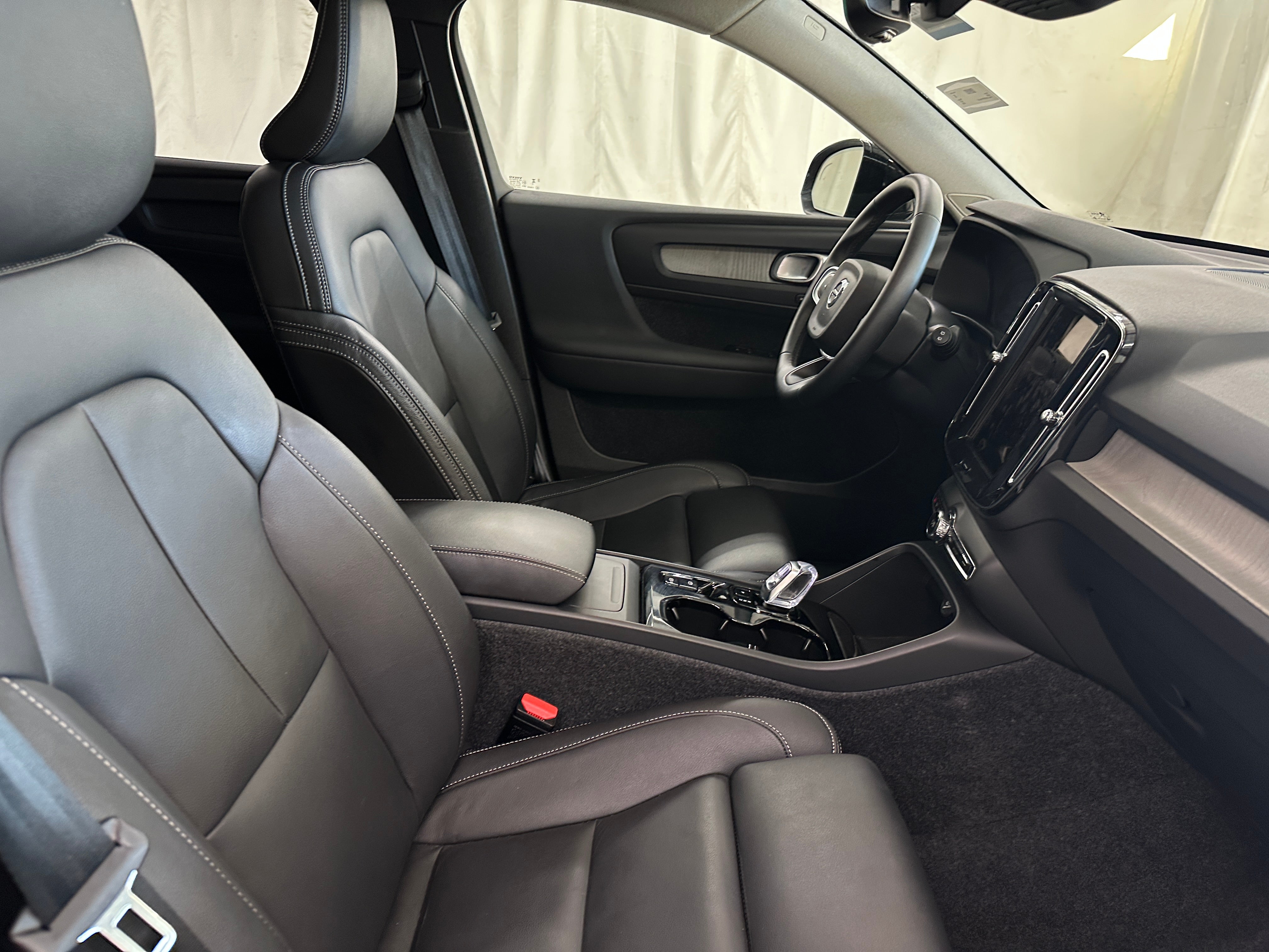 2026 Volvo XC40