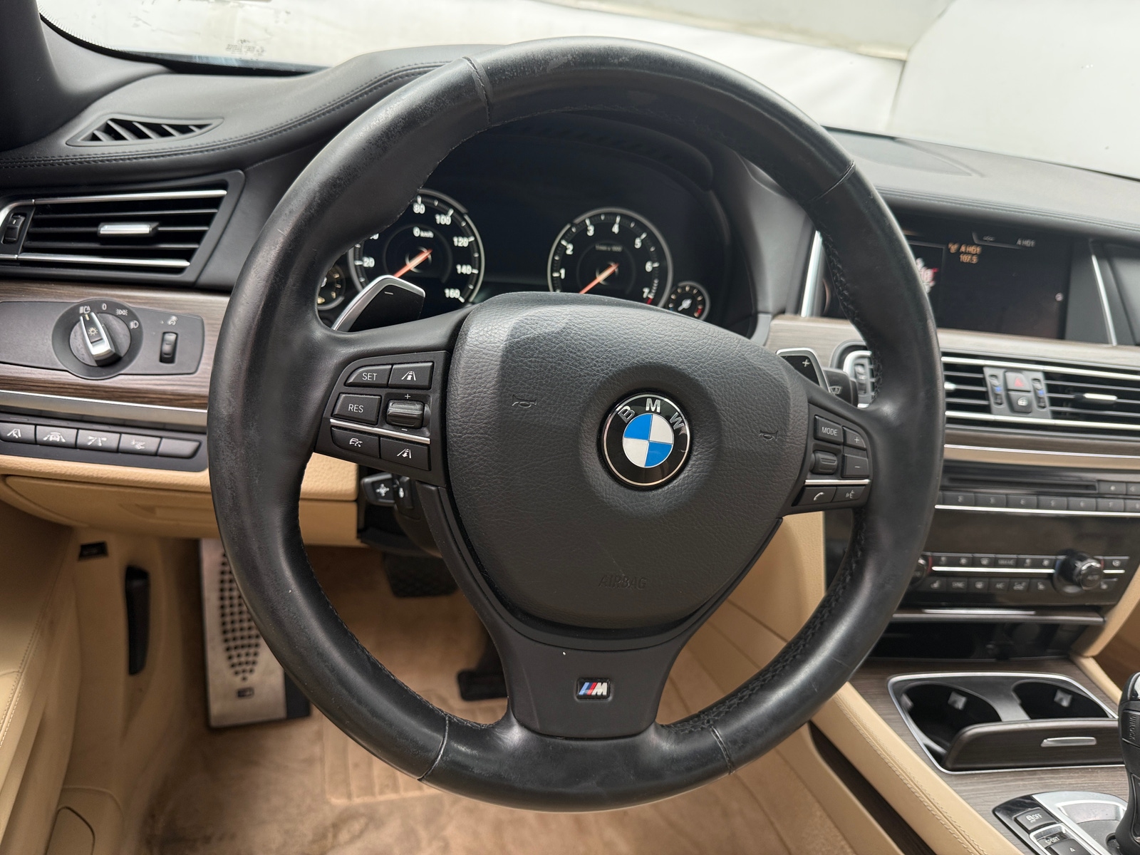 Thumbnail: 2014 BMW 7 Series - 4