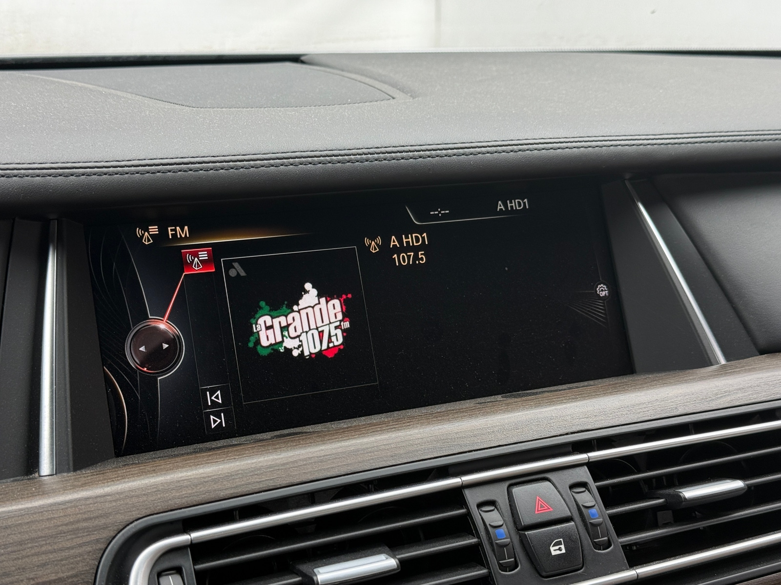 Thumbnail: 2014 BMW 7 Series - 3