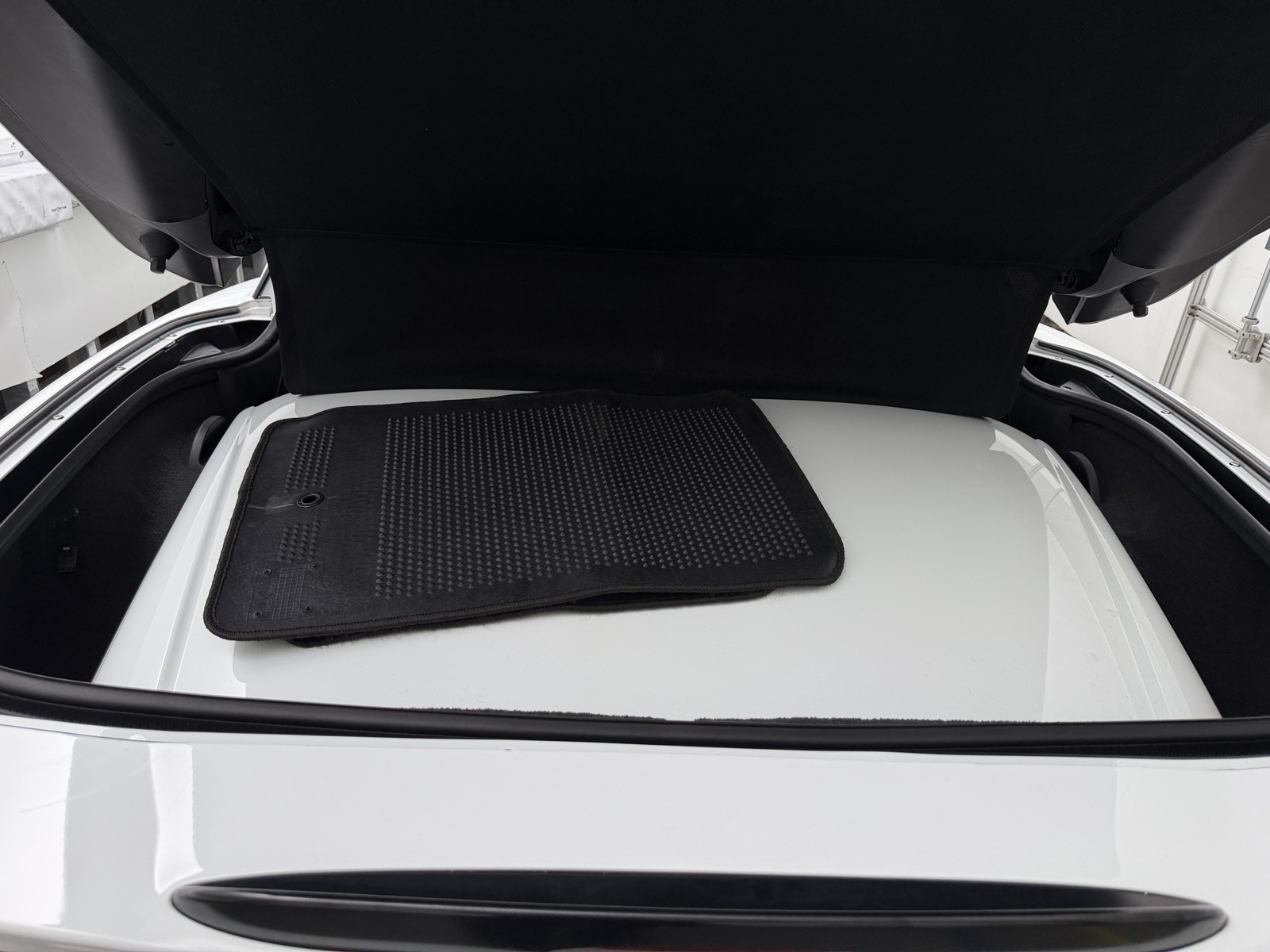 Thumbnail: 2012 Chevrolet Corvette - 4