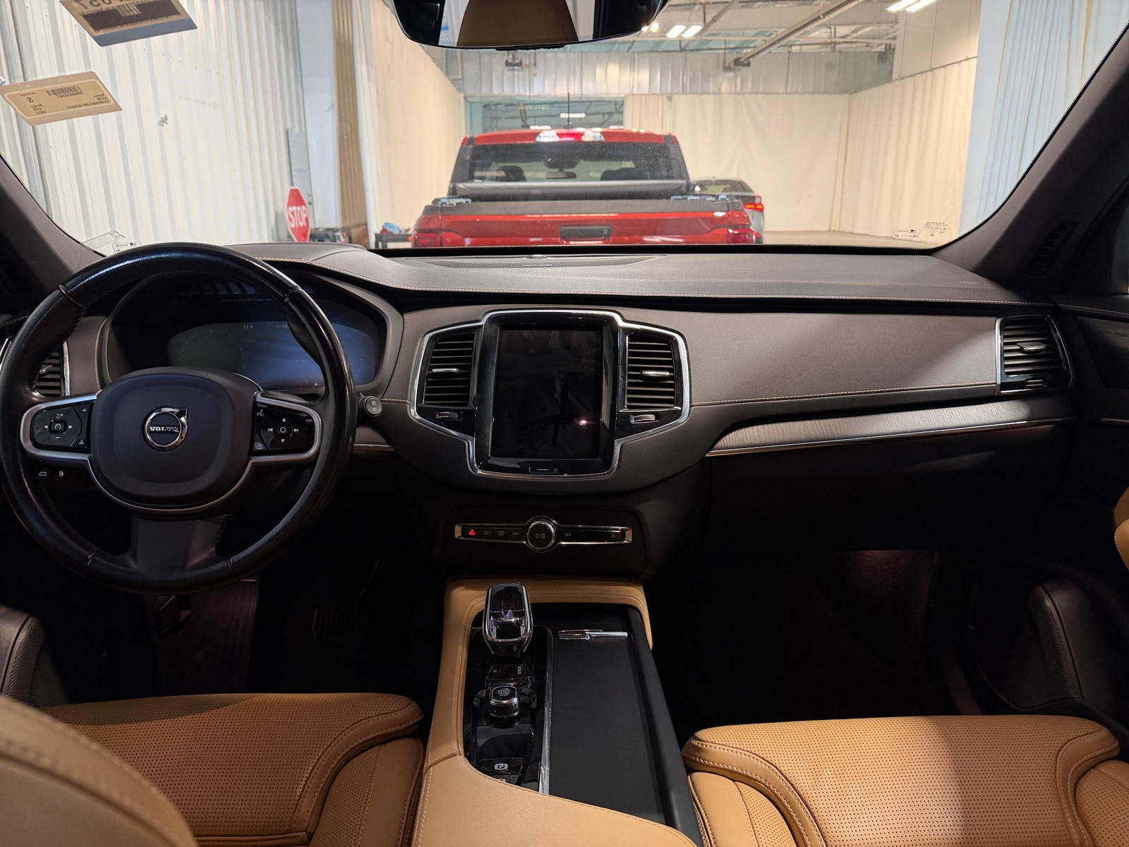 Thumbnail: 2022 Volvo XC90 - 2