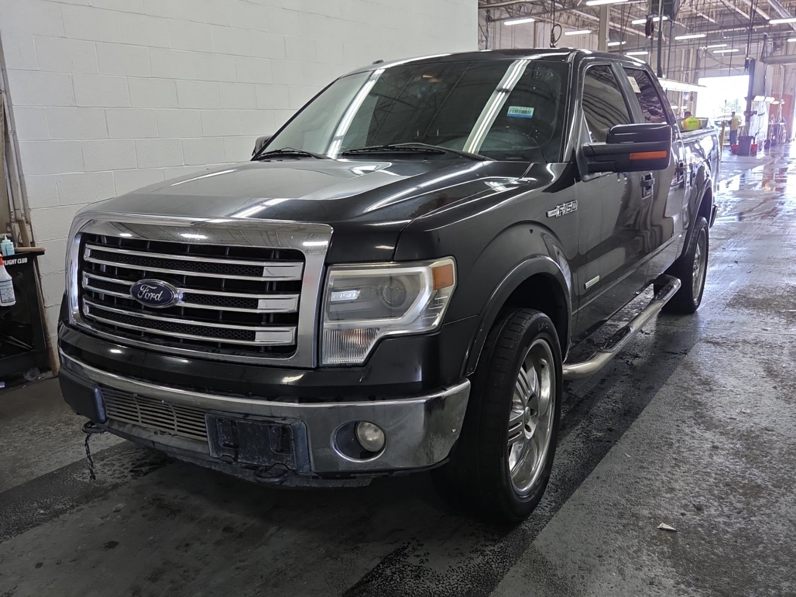 2013 Ford F-150 4WD Supercrew 145" Lariat