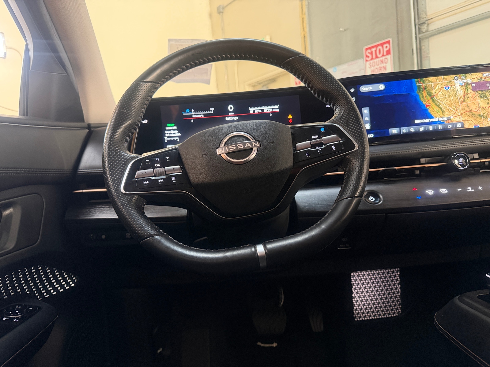 Thumbnail: 2023 Nissan Ariya - 5