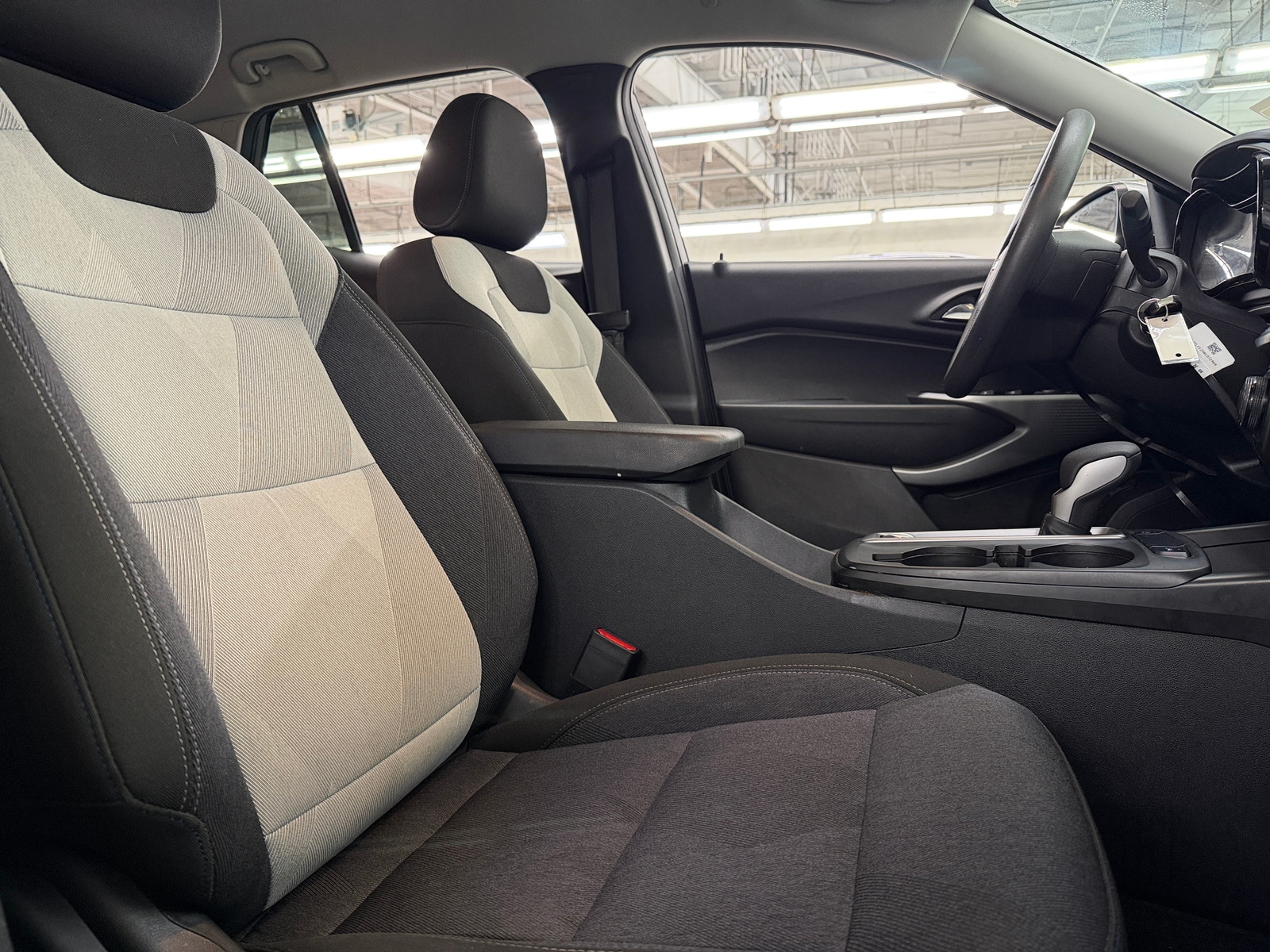 Thumbnail: 2024 Chevrolet Trax - 2