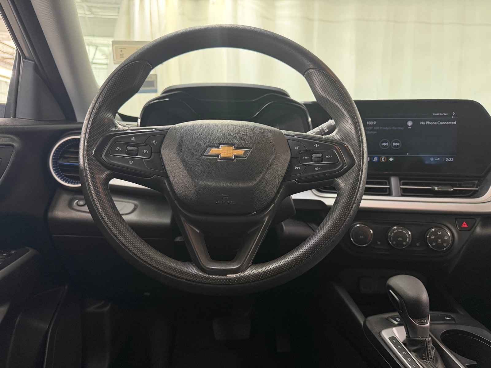Thumbnail: 2024 Chevrolet Trax - 5