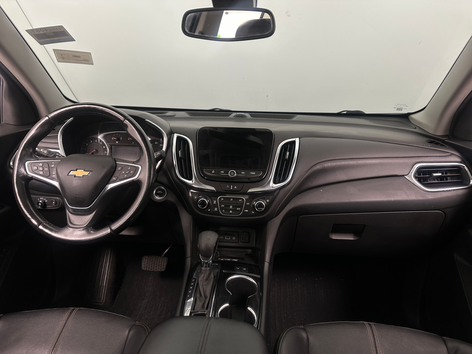 Thumbnail: 2022 Chevrolet Equinox - 2