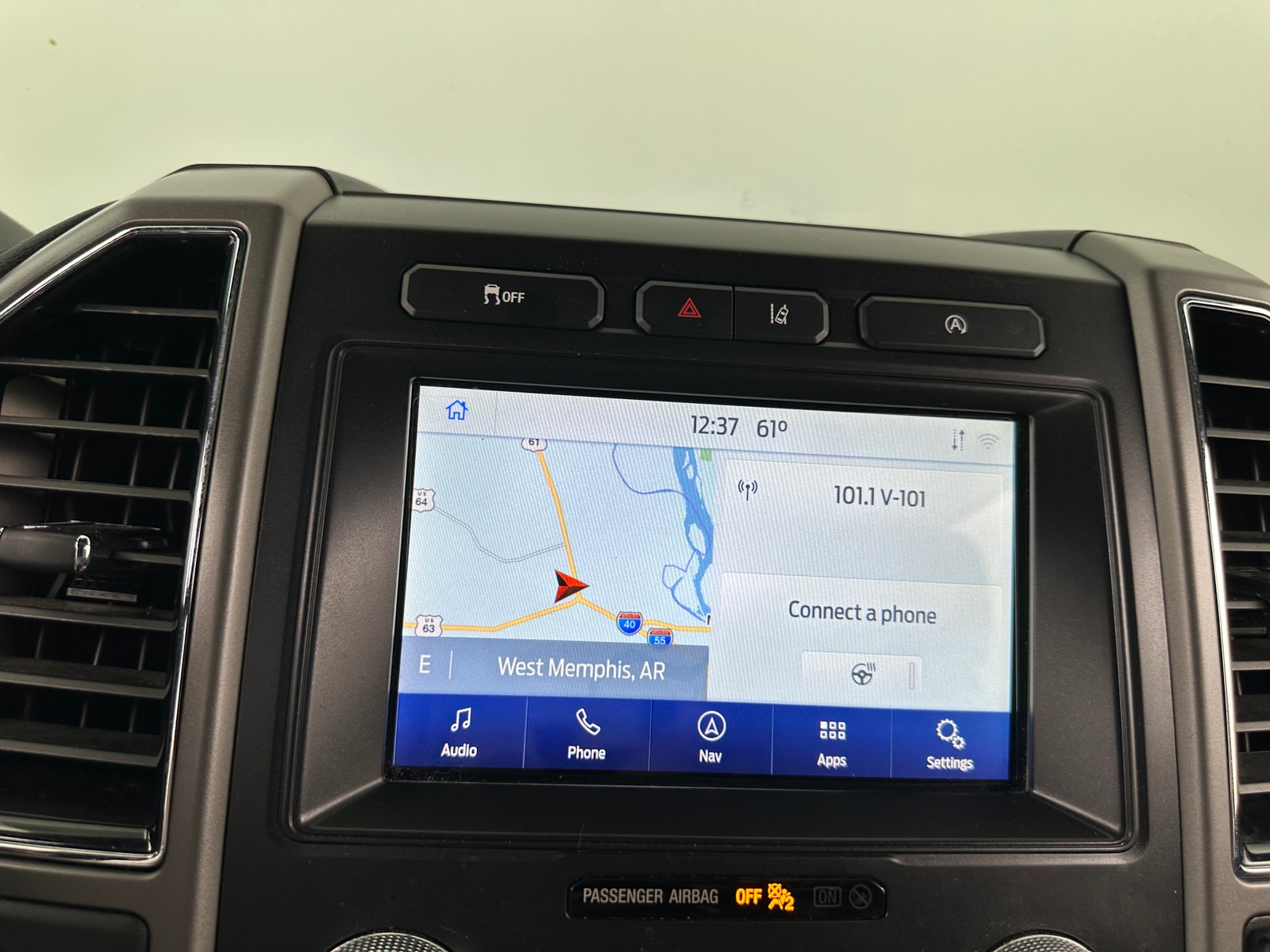 Thumbnail: 2021 Ford Expedition - 3