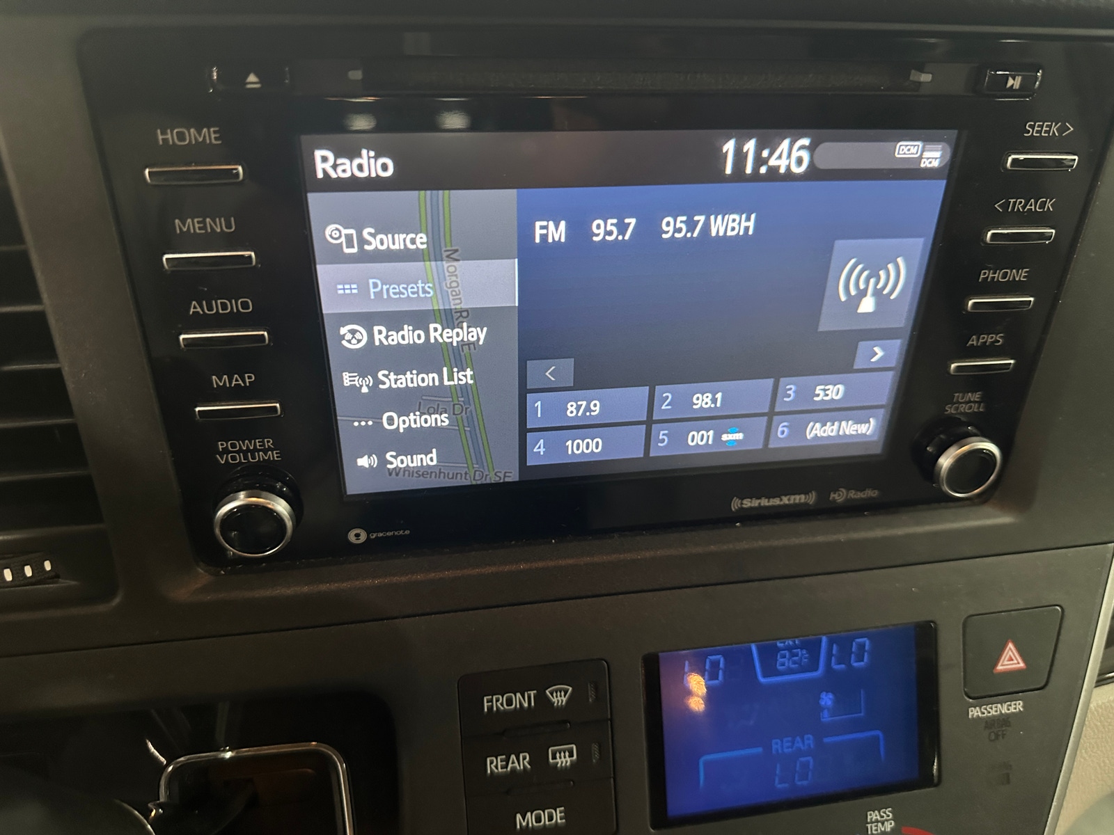 Thumbnail: 2020 Toyota Sienna - 3