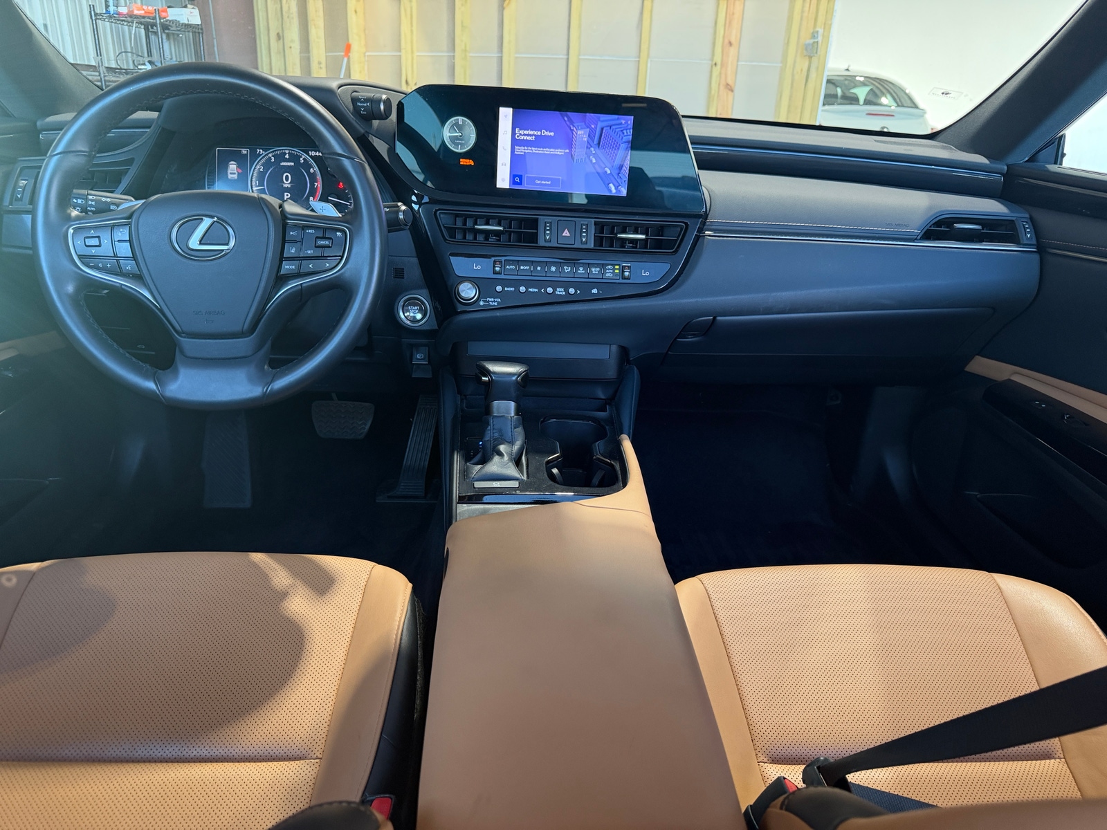 Thumbnail: 2023 Lexus ES - 2