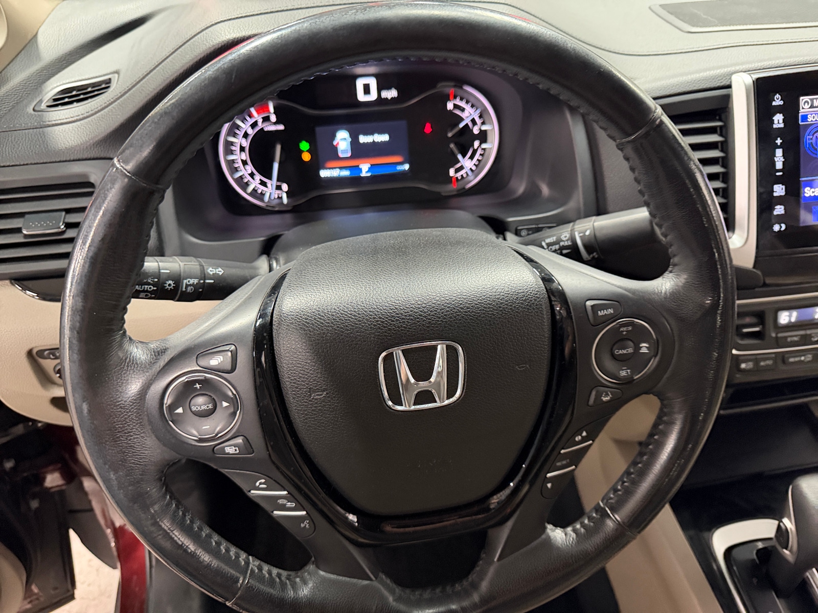 Thumbnail: 2017 Honda Ridgeline - 5