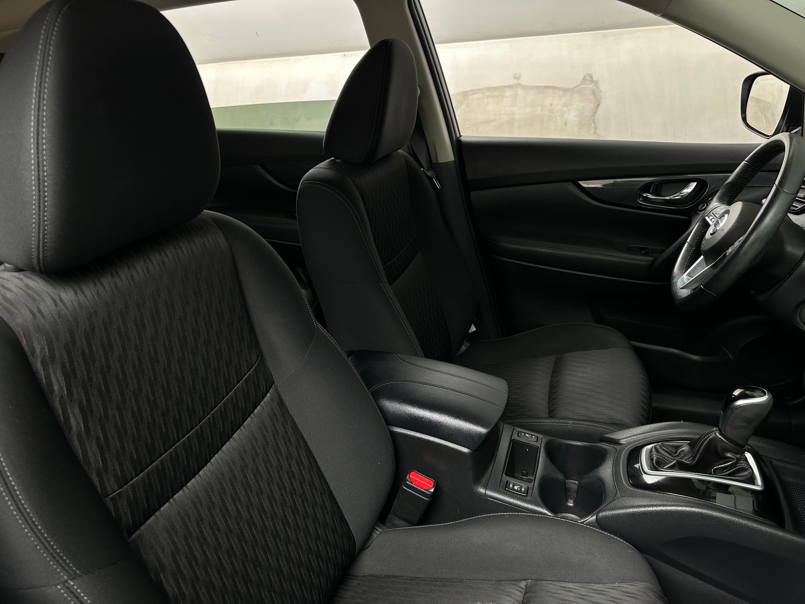 Thumbnail: 2018 Nissan Rogue - 2