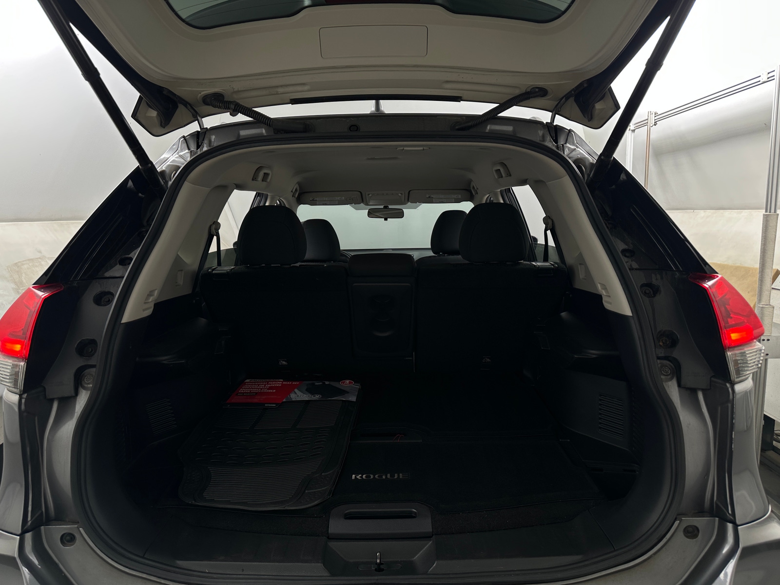 Thumbnail: 2018 Nissan Rogue - 7