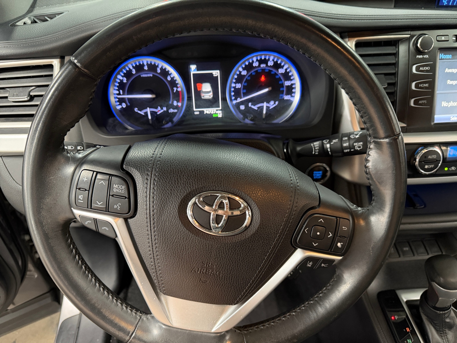 Thumbnail: 2018 Toyota Highlander - 4