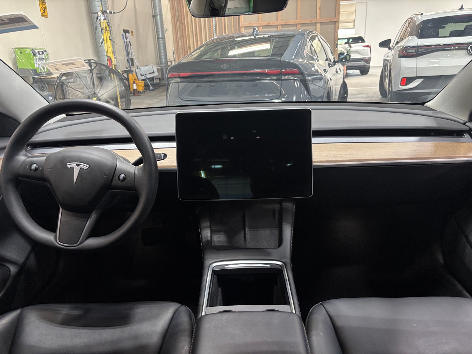 Thumbnail: 2023 Tesla Model 3 - 2