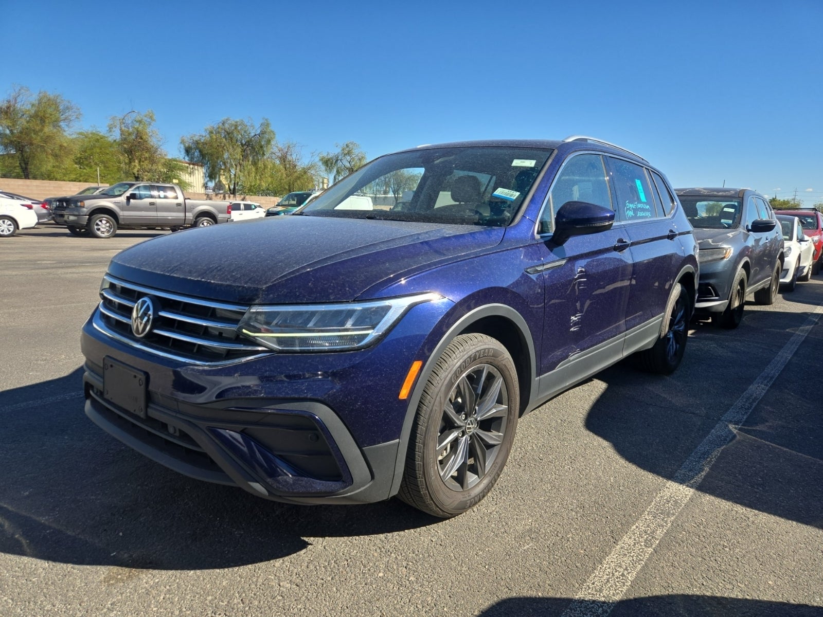 2023 Volkswagen Tiguan SE