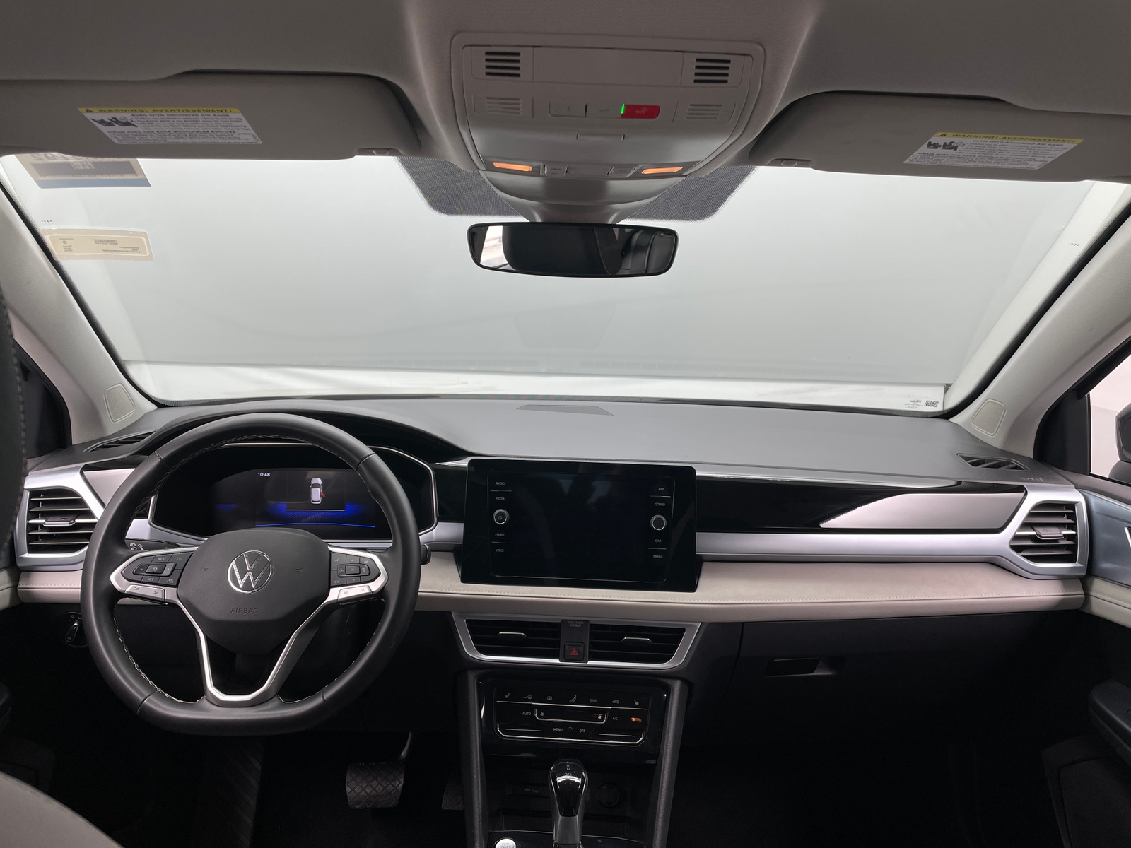 Thumbnail: 2025 Volkswagen Taos - 3