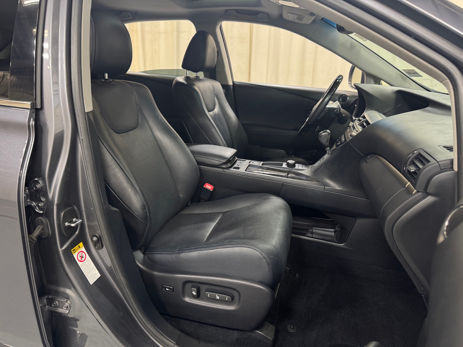 Thumbnail: 2013 Lexus RX - 2