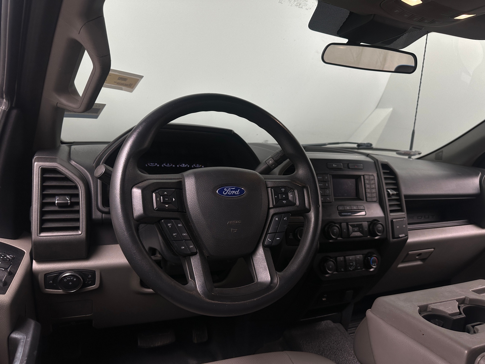 Thumbnail: 2022 Ford Econoline - 5