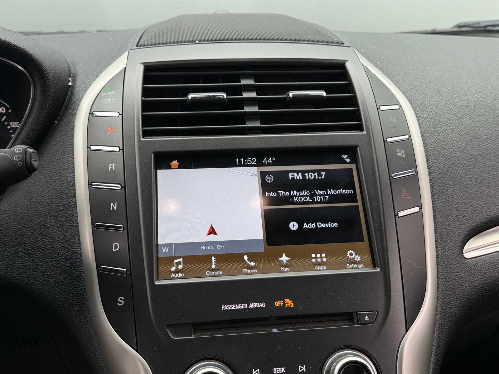 Thumbnail: 2017 Lincoln MKC - 3