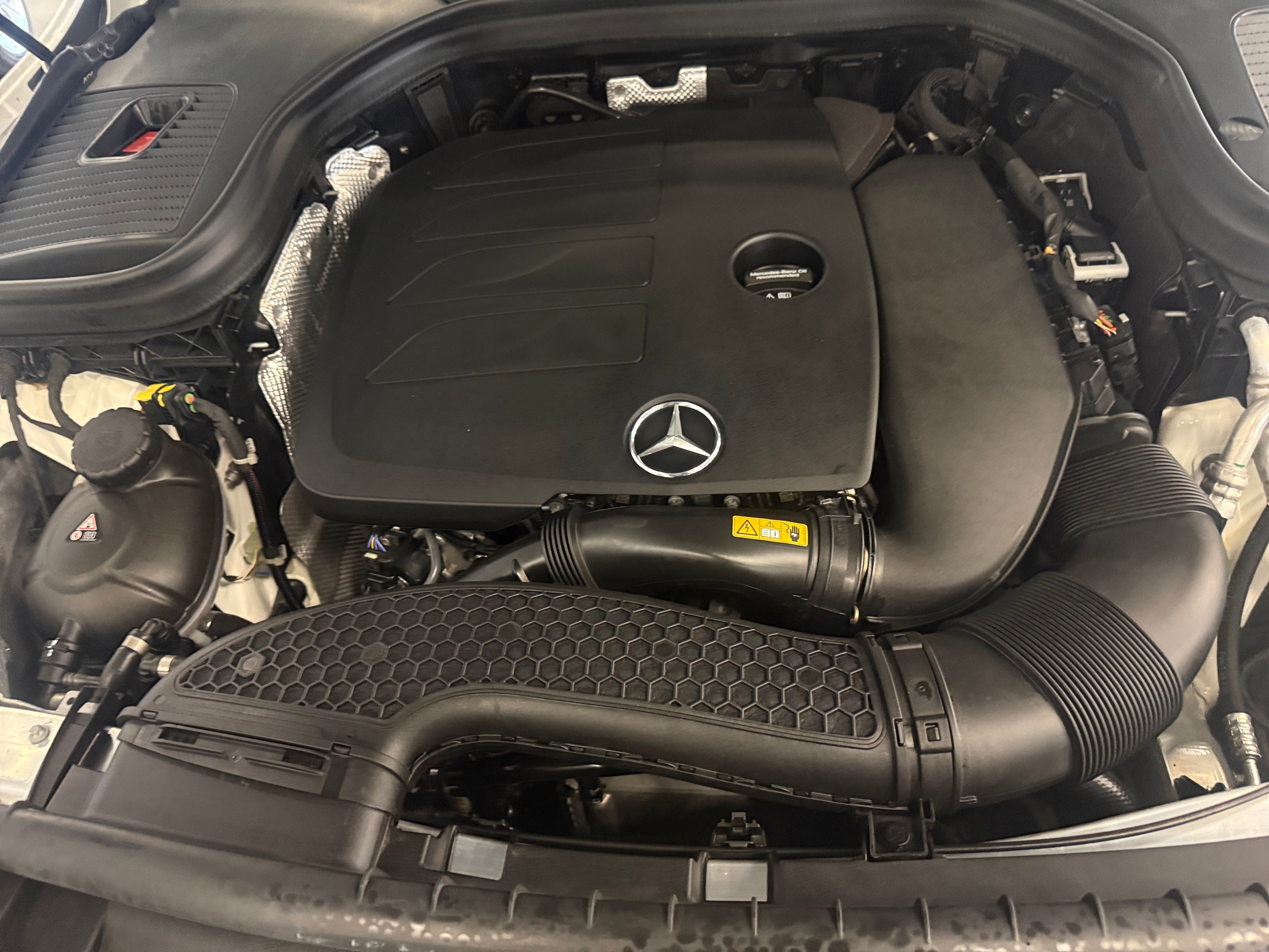 2022 Mercedes-Benz GLC GLC300