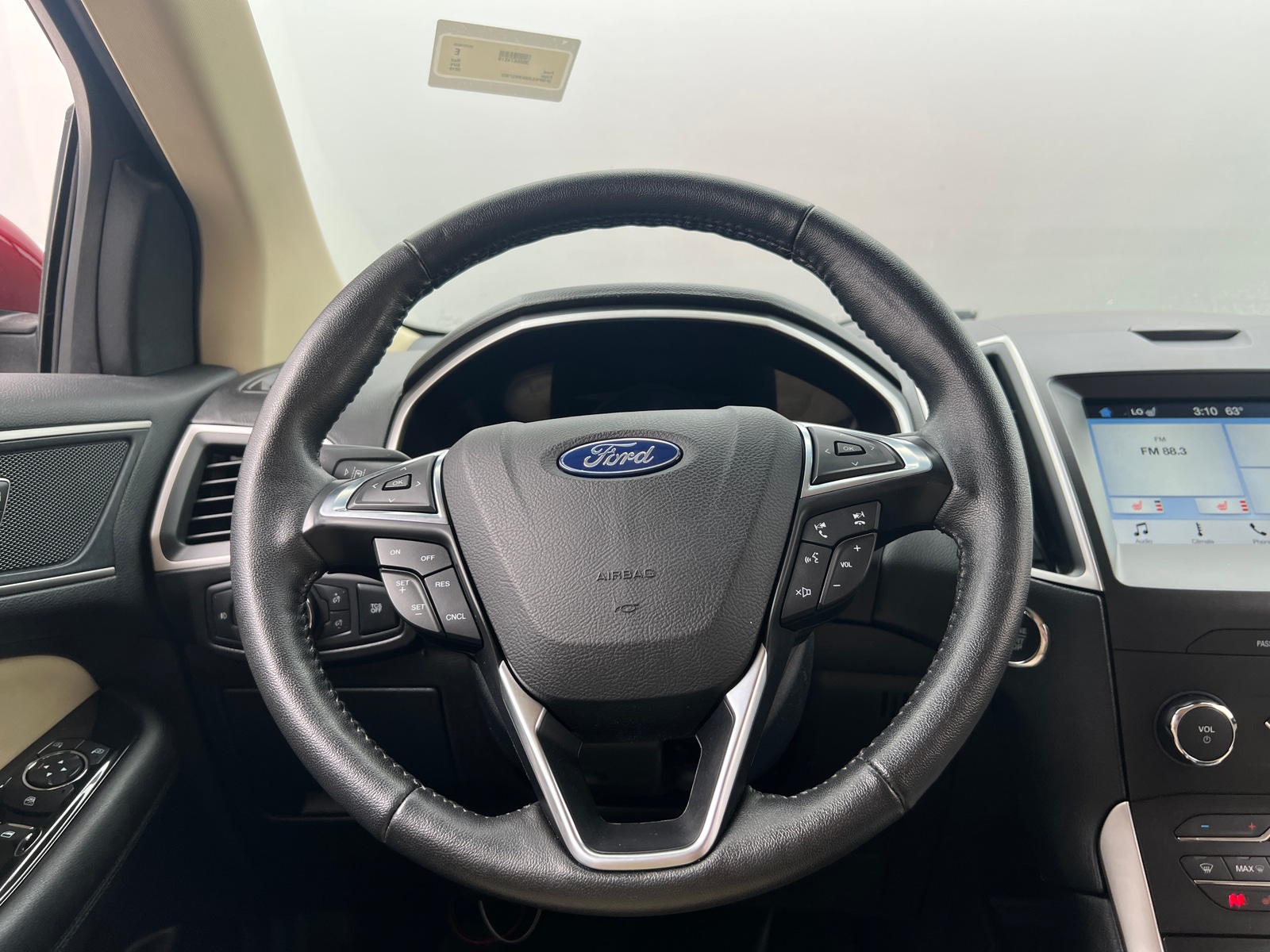 Thumbnail: 2019 Ford Edge - 4