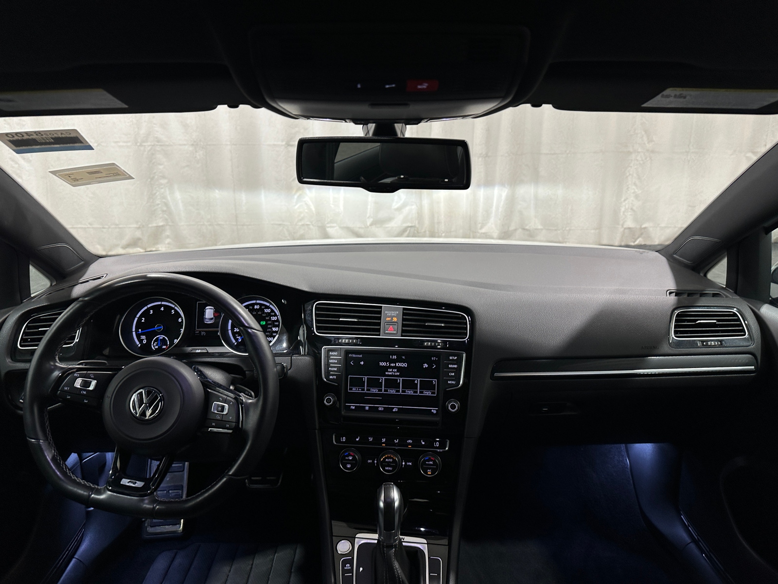 Thumbnail: 2016 Volkswagen Golf - 2