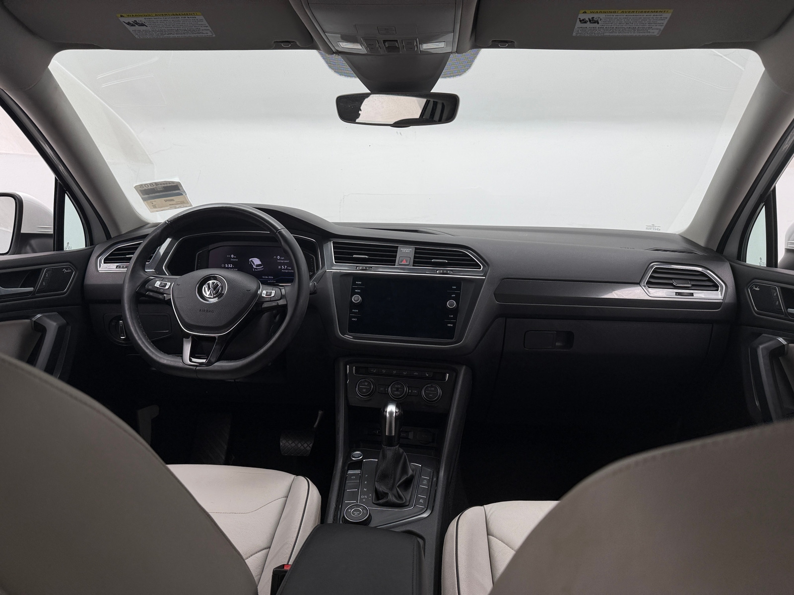 Thumbnail: 2019 Volkswagen Tiguan - 3